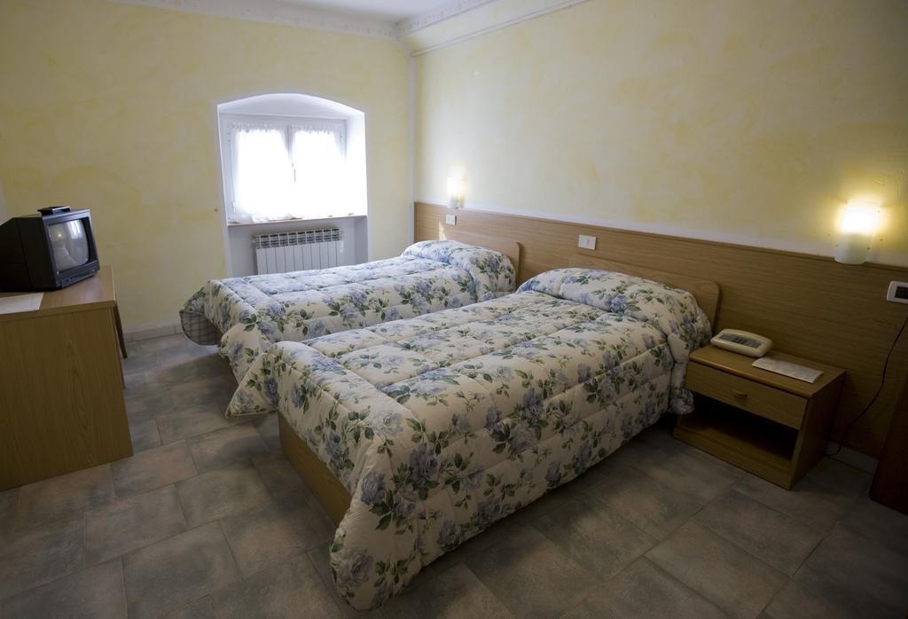 Albergo Ristorante Turchino Campo Ligure Eksteriør billede
